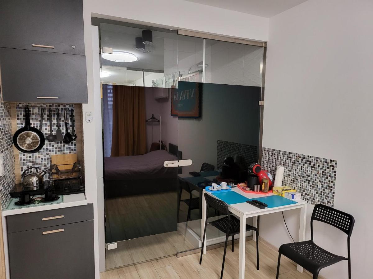 Apartamenty Galeria Polnocna Warsaw Ngoại thất bức ảnh