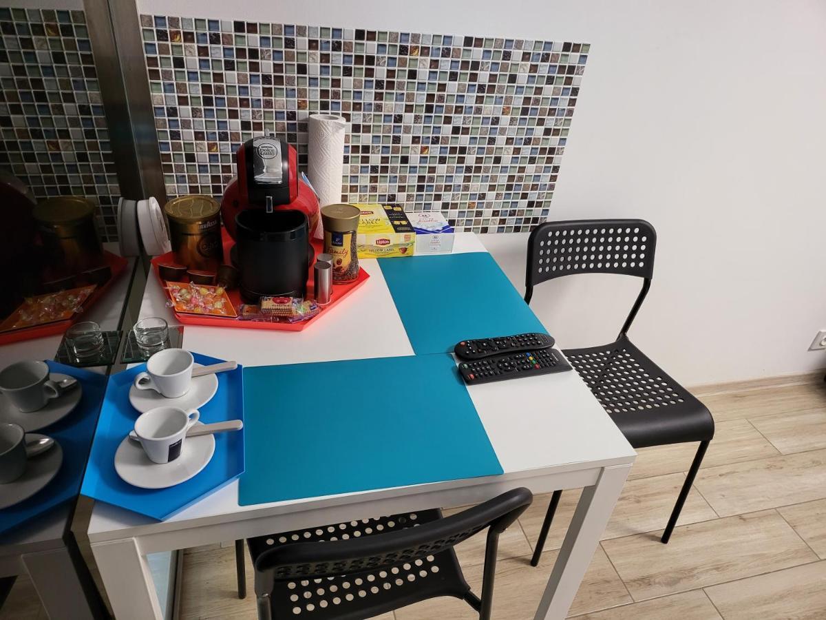 Apartamenty Galeria Polnocna Warsaw Ngoại thất bức ảnh